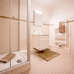 Hof Norderlueck - Ostseehotel Unter Reet *